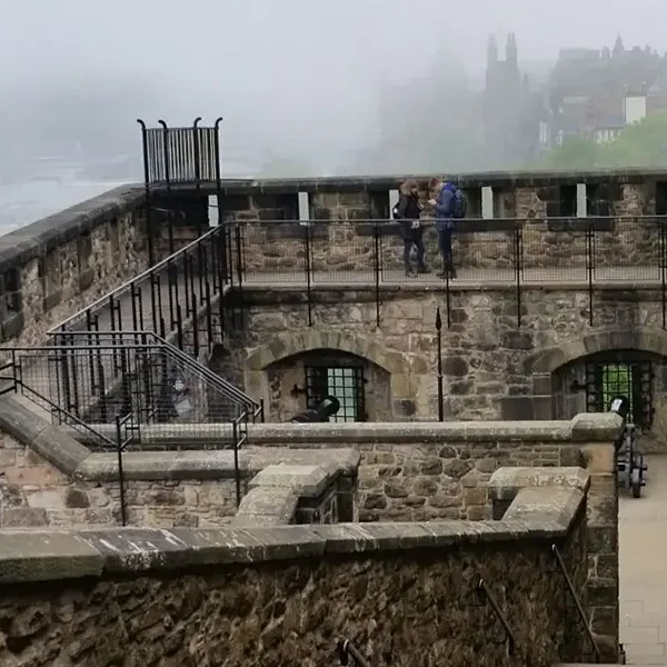 Edinburgh-Castle-900by600